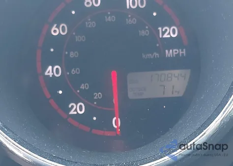 2008 Pontiac Vibe from USA, damaged, VIN 5Y2SL65818Z421721